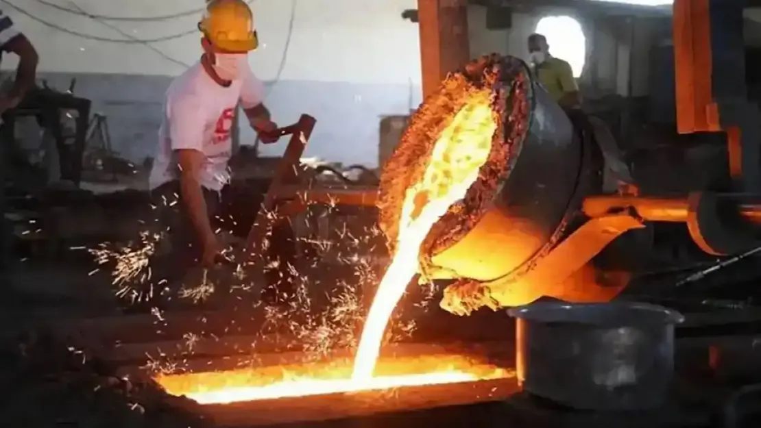 Sanayi üretimi yıllık yüzde 4,9 arttı