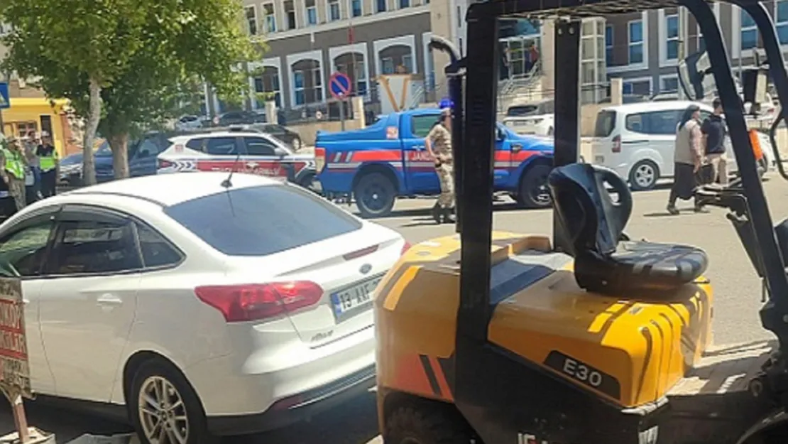 Şanlıurfa'da Jandarma aracına silahlı saldırı: 2 yaralı