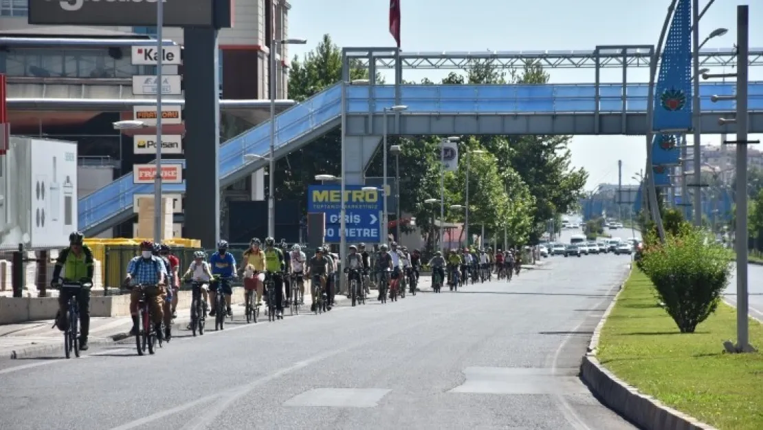 'Sıfır Atık İçin Pedallıyoruz' Bisiklet Turu Düzenlendi.