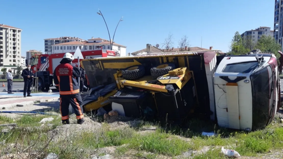 Tecde Altınkayısı Bulvarında Trafik Kazası