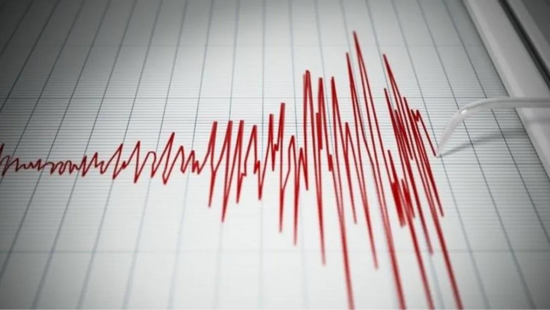 Tunceli'de 4,2 büyüklüğünde deprem meydana geldi