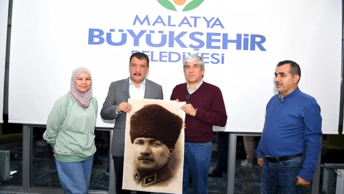 Türki Cumhuriyetler Arasında Tesanüt Duygusu Olması Bizleri Gururlandırıyor