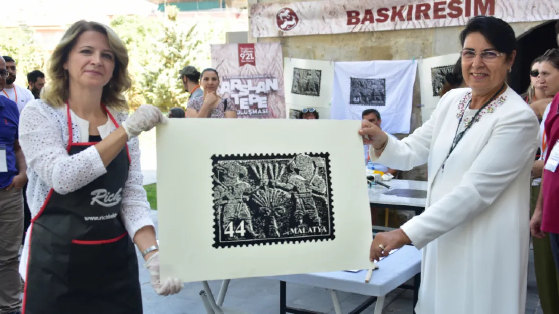 Türkiye'nin En Büyük Baskıresim Sergisi'ne Yoğun İlgi