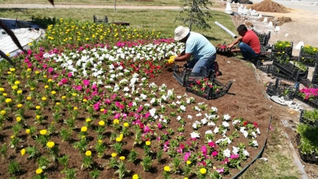 Vahap Küçük'ün Adı Meydanda Yaşayacak