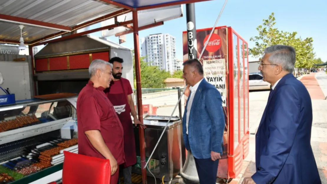 Vali Ersin Yazıcı Tecde Esnafının Sorun ve Taleplerini Yerinde Dinledi