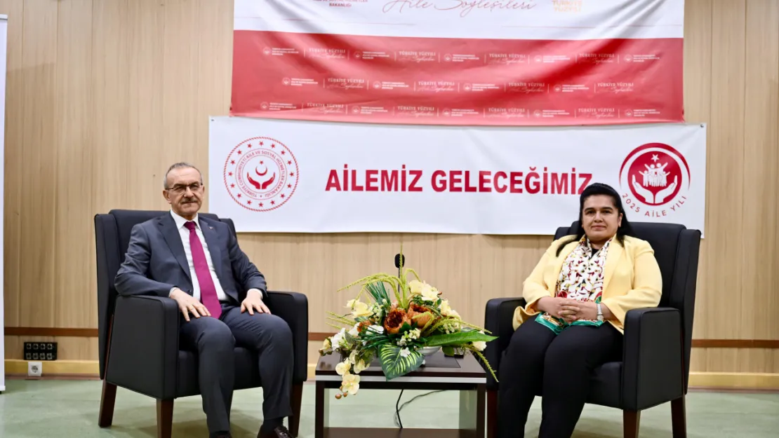 Vali Seddar Yavuz Yeni Evli ve Evlenecek Gençlere Yönelik Söyleşi Programına Katıldı