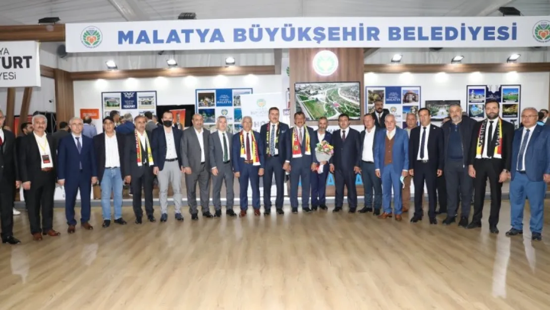 Yeşilyurt Belediye Başkanı Mehmet Çınar, İstanbul'da Ki 4.Malatya Tanıtım Günlerine Katıldı