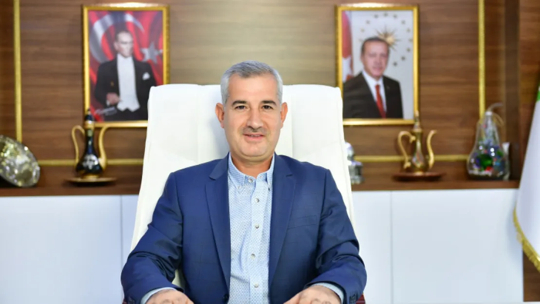 Yeşilyurt Belediye Başkanı Mehmet Çınar'dan Regaip Kandili Mesajı