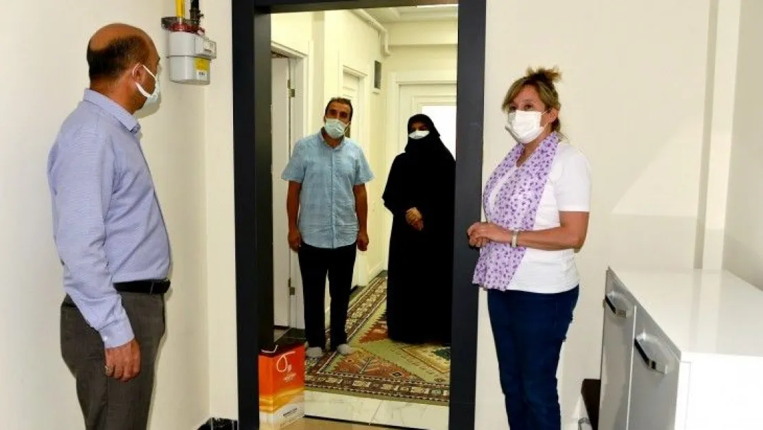 Yeşilyurt Belediyesi, Covıd-19'a Yakalanan Personellerini Yalnız Bırakmıyor