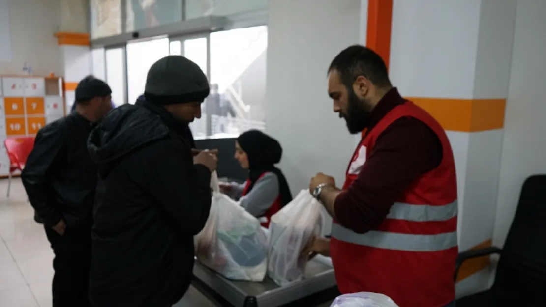 Yeşilyurt Belediyesi Emanet Çarşısında, Şubat İle Haziran Ayları Arasında 110 Bin 257 Adet Yardım Paketi Dağıtıldı