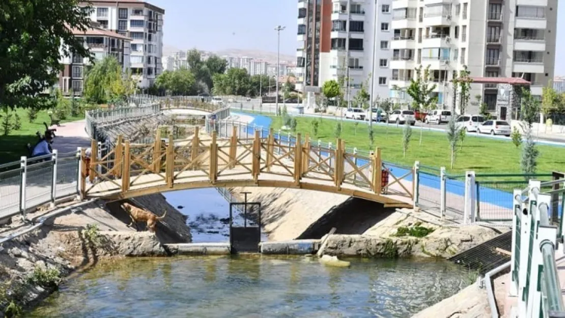 Yeşilyurt Belediyesi, Horata Çayının Geçtiği Bölgeye Yeni Bir Yaşam Alanı Kurdu