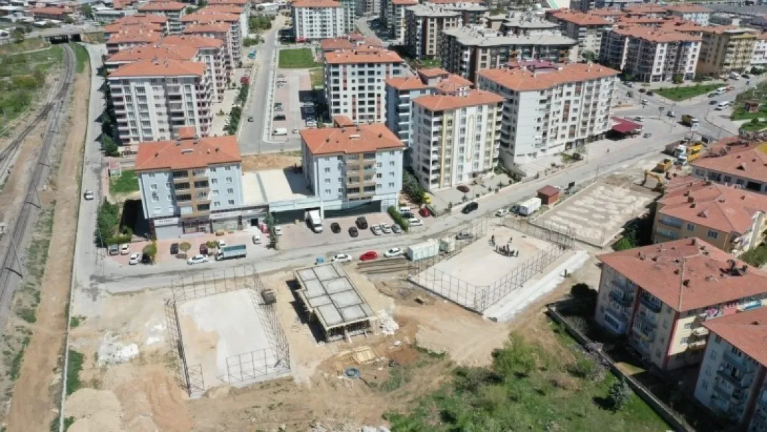 Yeşilyurt Belediyesi, İnönü Mahallesine Dev Bir Spor Kompleksi Kuruyor