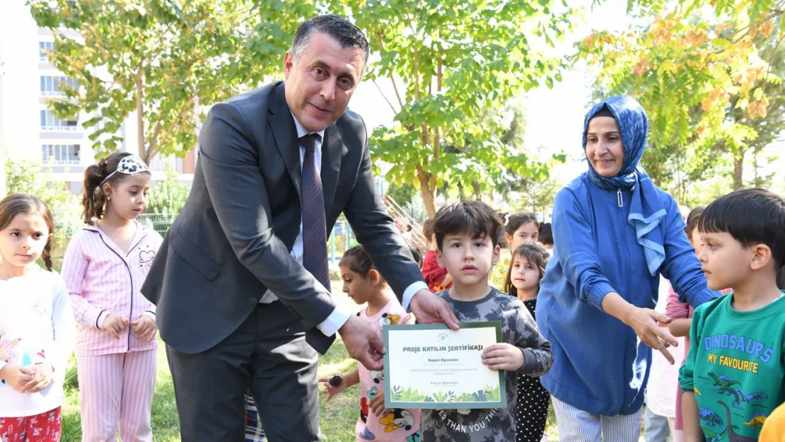 Yeşilyurt'ta Öğrencilere Tarım Sevgisi Aşılanıyor