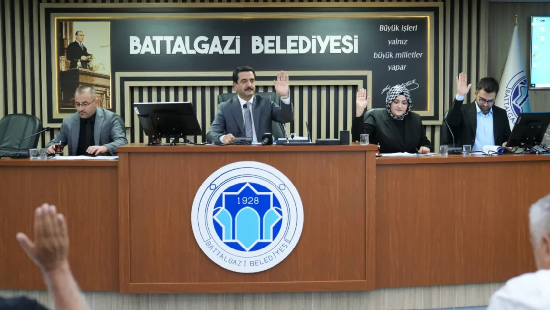 Yıldıztepe'de Verici İstasyonları Kalkıyor, Yeni Millet Bahçesi Geliyor