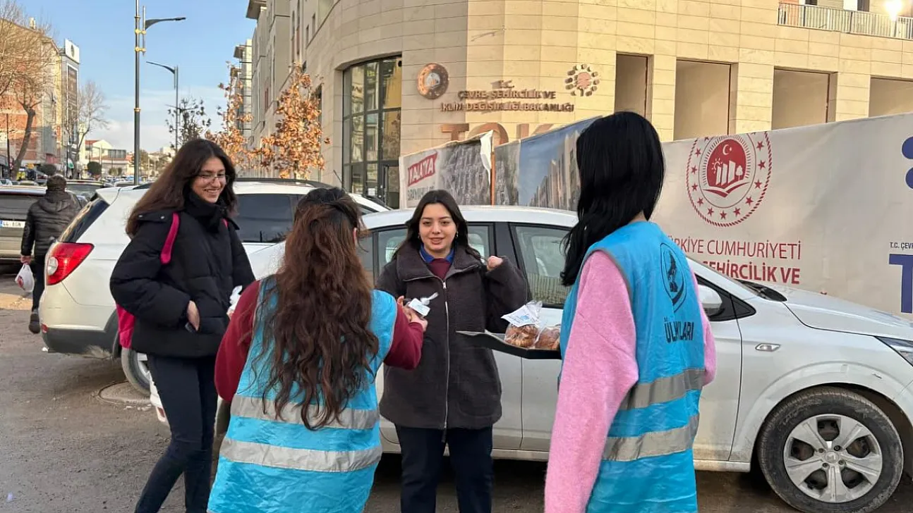 Asena Birimi Vatandaşlarla Berat Kandili'nde Buluştu
