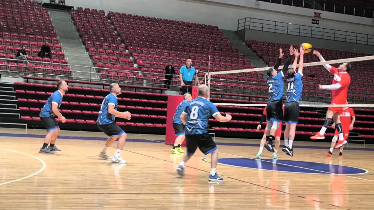 Malatya'nın Voleybol Gururu: Türkiye Üçüncülüğü