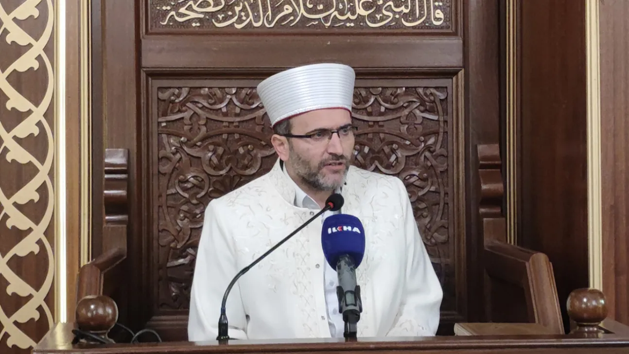 Müftü Vuruşkan: Regaib Kandili, asıl kazancımızın Rabbimize yönelmek olduğunu hatırlatır