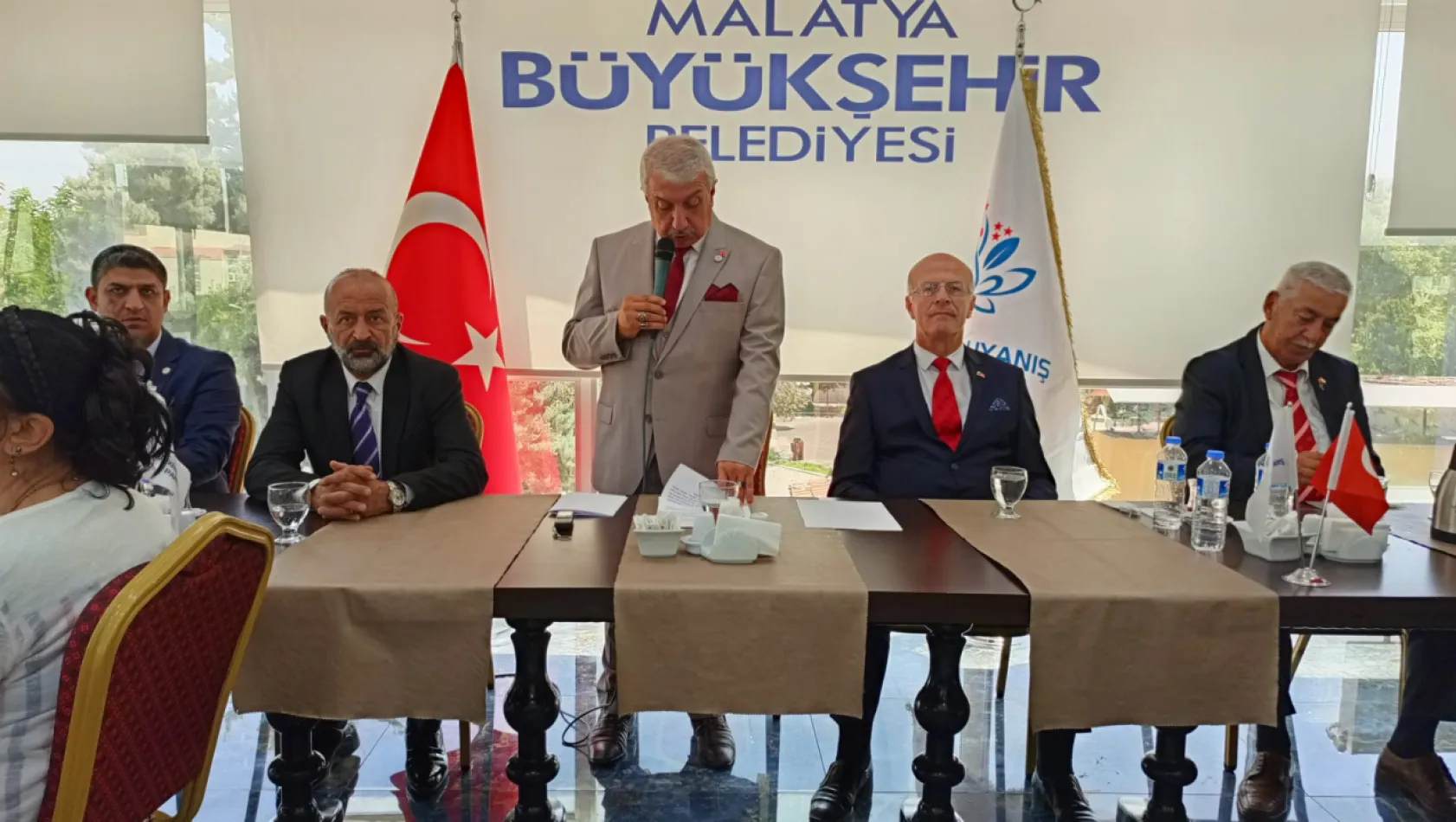 İmrek Cumhurbaşkanlığına Adaylığını açıkladı