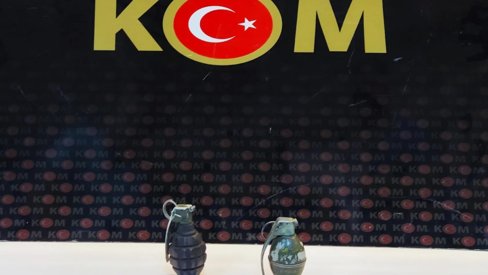 Malatya'da 2 Adet El Bombası Ele Geçirildi