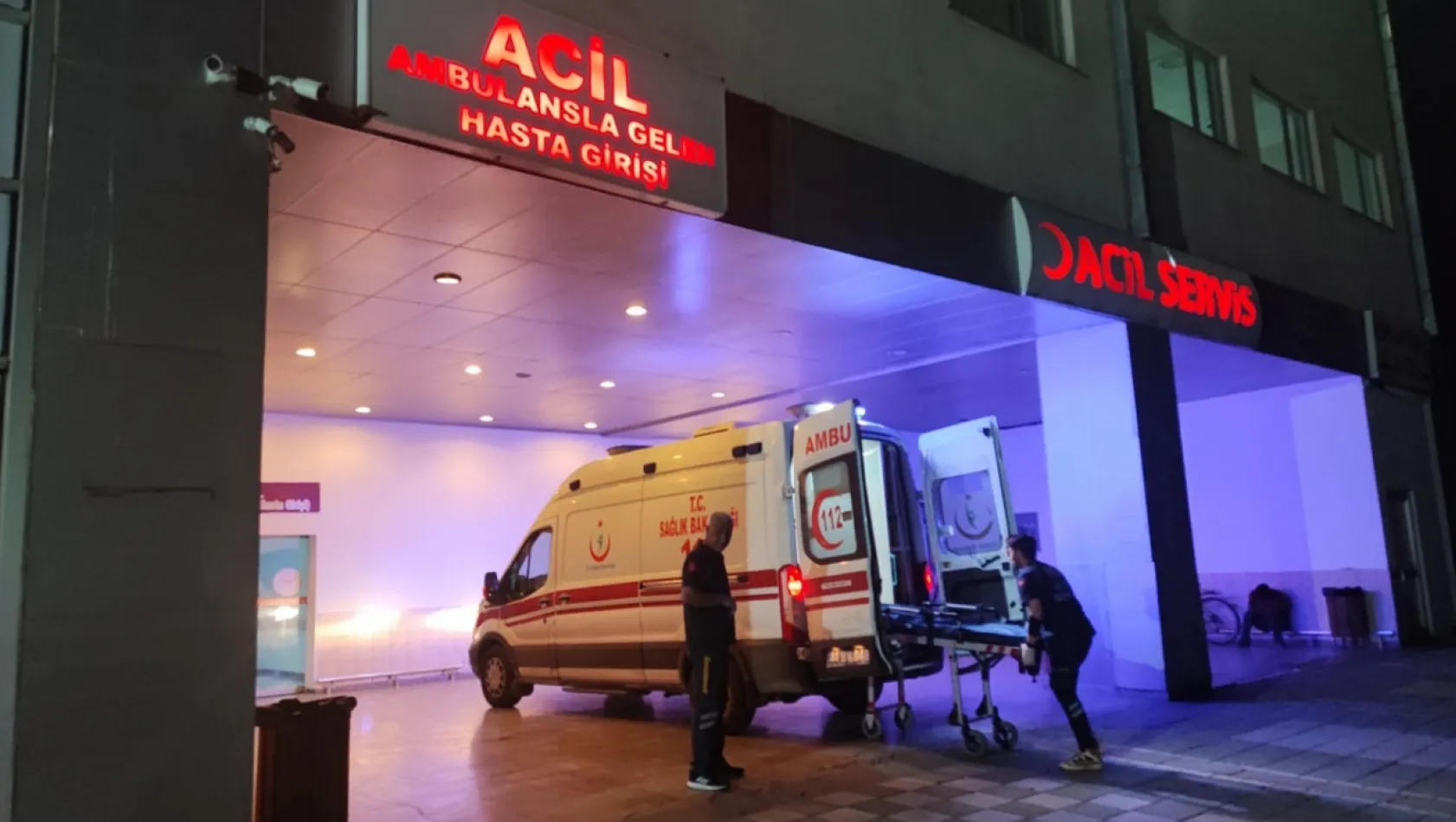 Malatya'da otomobiller çarpıştı: 3 yaralı