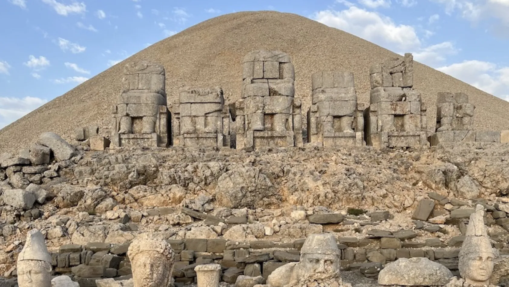 Nemrut Dağı: Sınırların Ötesinde Bir Miras