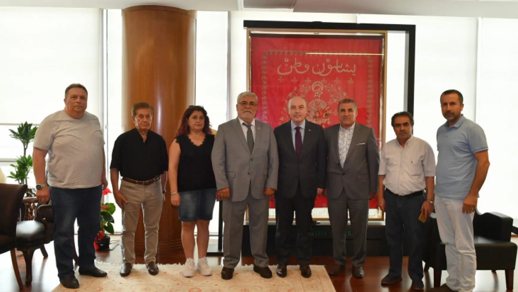 ABYB Genel Başkanı Ergül'den Vali Çoşkuna ziyaret