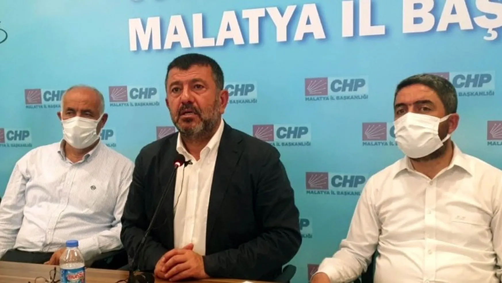 Ağbaba: Malatyaspor'a siyaset sokanlar Malatya'ya ihanet ediyor!