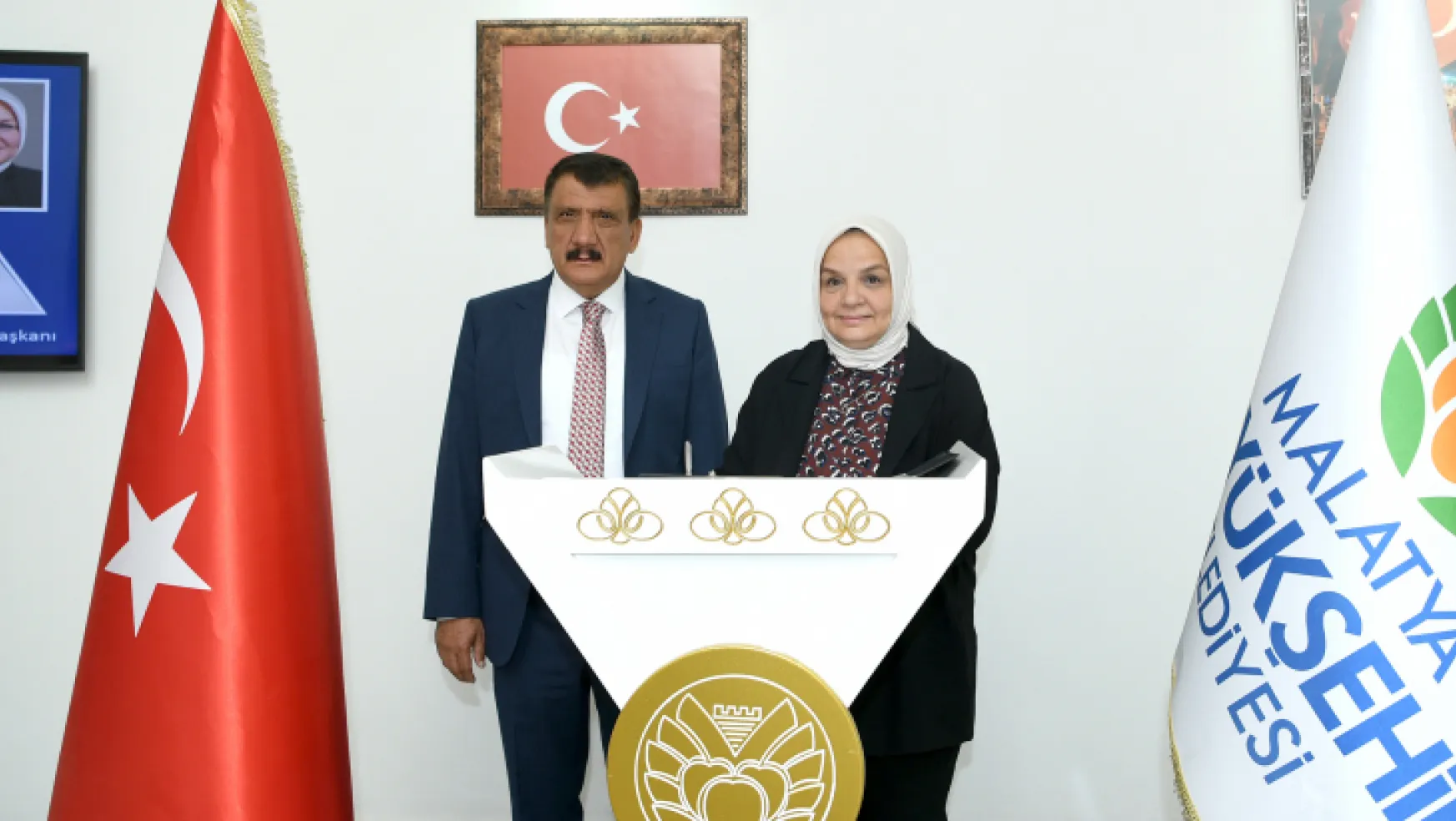 Ak Parti Genel Merkez Kadın Kolları Başkanı Ayşe Keşir'den Başkan Gürkan'a Ziyaret