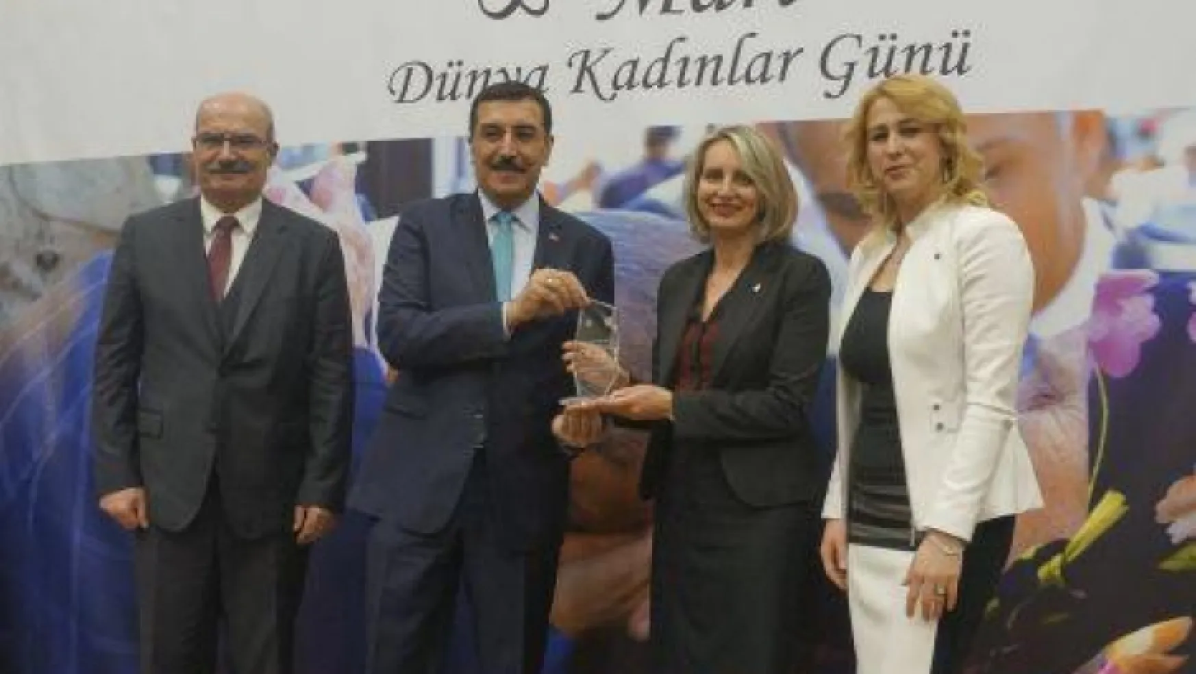 AK Parti'li Tüfenkci'nin Kadınlar Günü mesajı