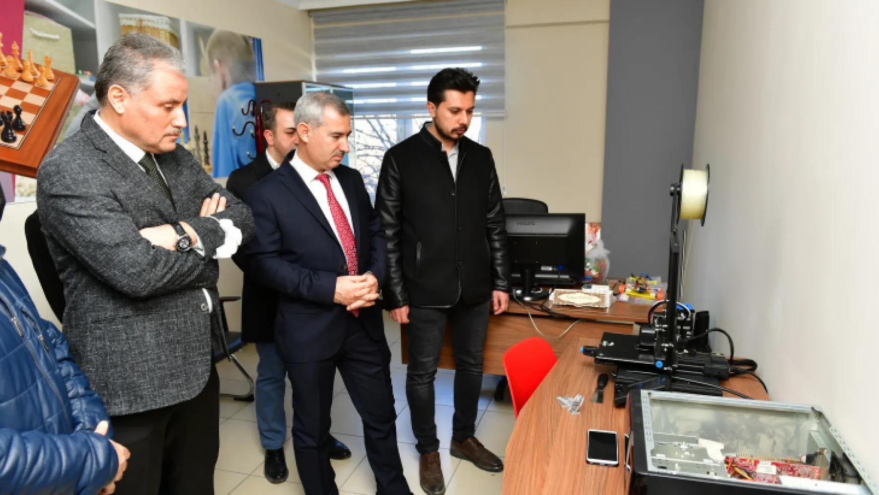 Ak Parti Malatya Milletvekili Ahmet Çakır, Yeşilyurt Mesleki Eğitim Ve Yaşam Merkezini İnceledi