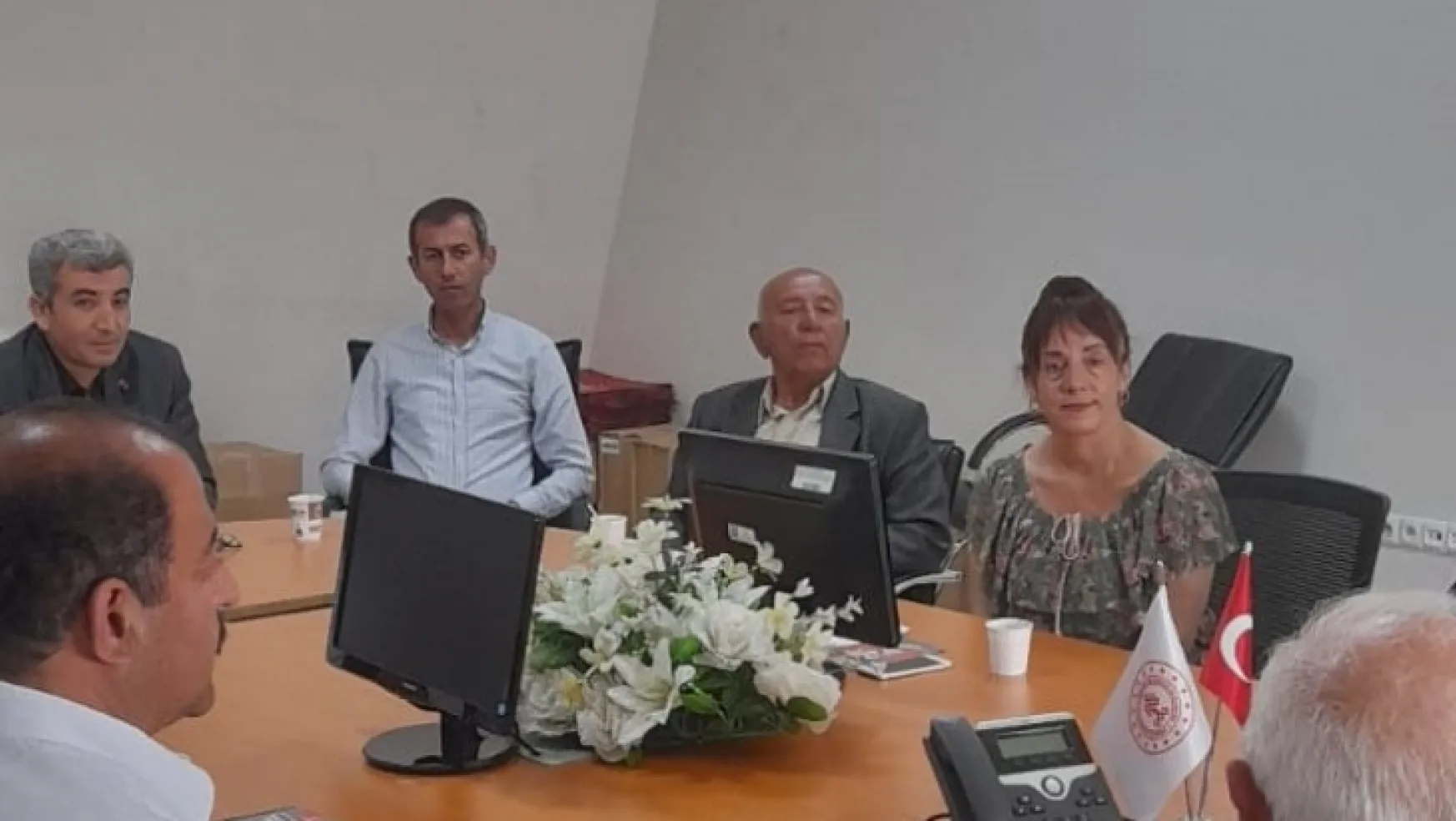 Alevi-Bektaşi Kültür ve Cemevi Başkanlığı hizmetlerinin Malatya'da etkin şekilde yürütülebilmesine ilişkin toplantı yapıldı
