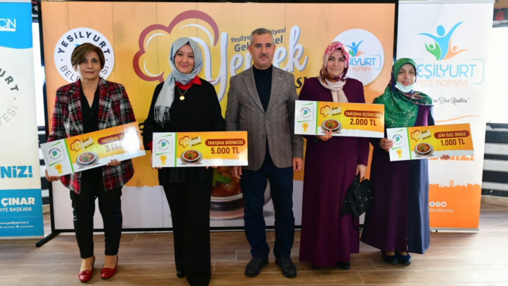 'Analı-Kızlı' Geleneksel Yemek Yarışmasında Ödüller Sahiplerini Buldu