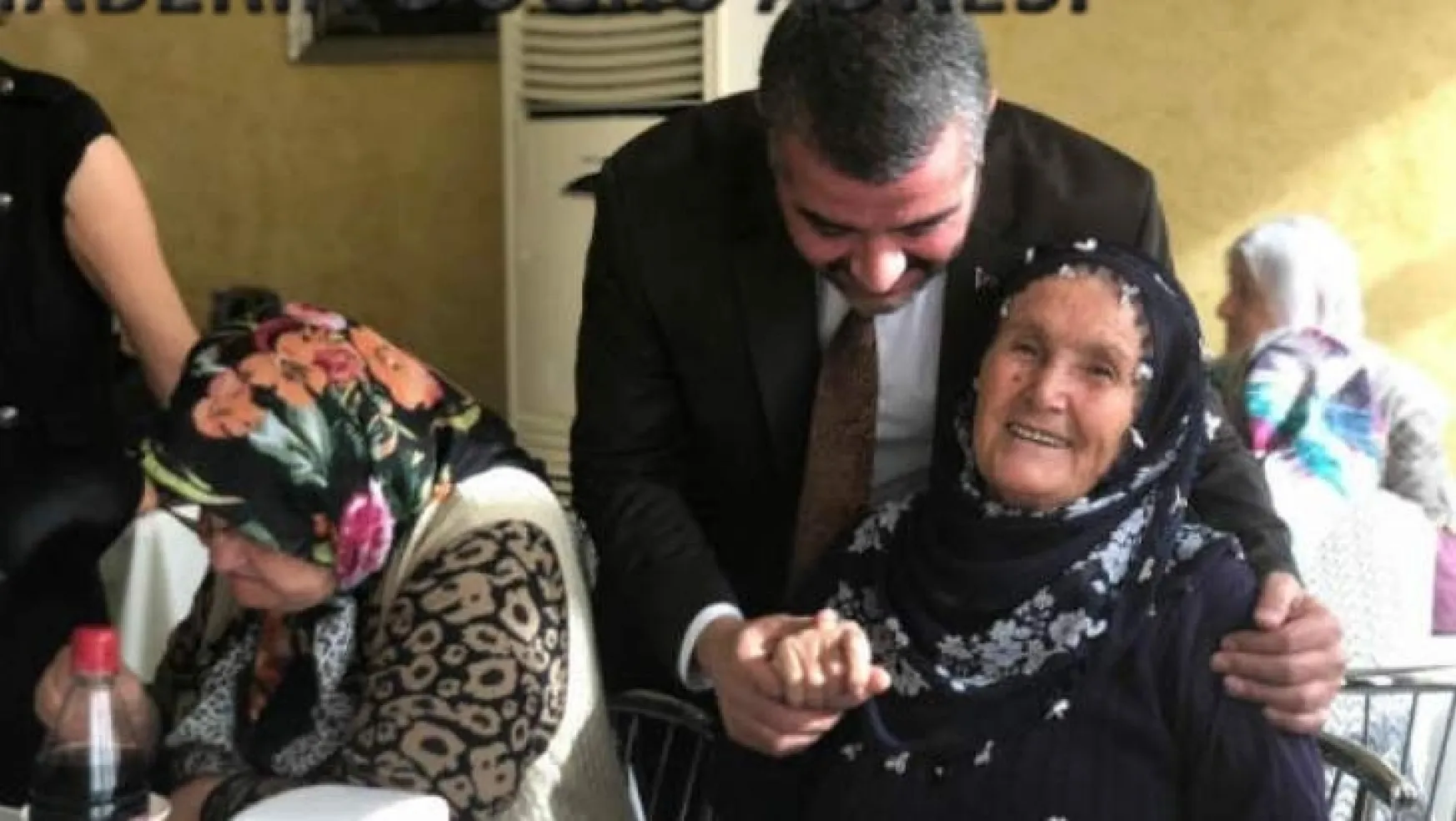 Avşar'dan Anneler Günü kutlama Mesajı