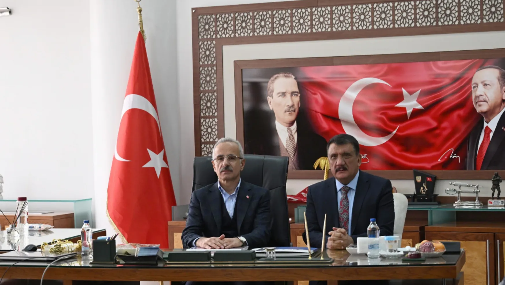 Bakan Uraloğlu,Malatya Büyükşehir Belediye Başkanı Selahattin Gürkan'ı ziyaret etti