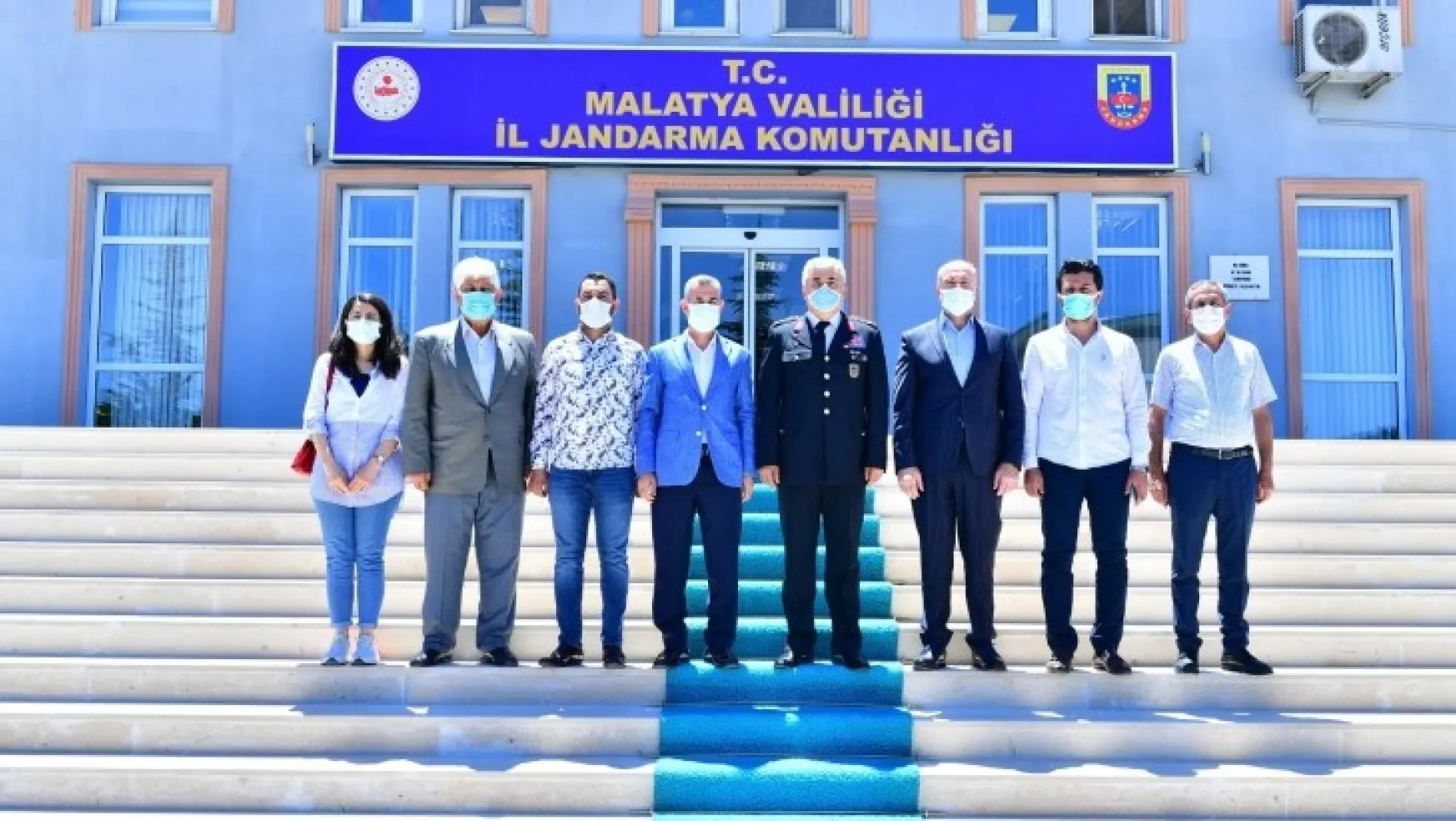 Başkan Çınar, İl Ve İlçe Jandarma Komutanlıklarını Ziyaret Etti