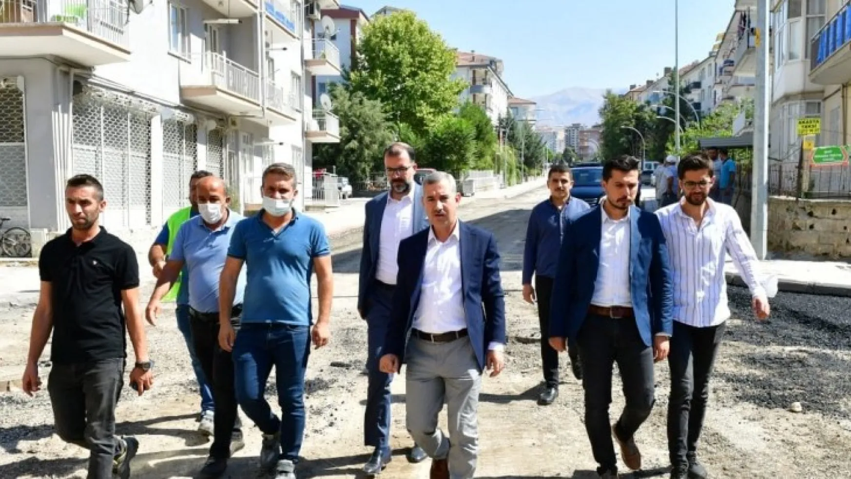 Başkan Çınar, Şeyhbayram Mahallesindeki Değişim Ve Dönüşüm Yatırımlarını İnceledi