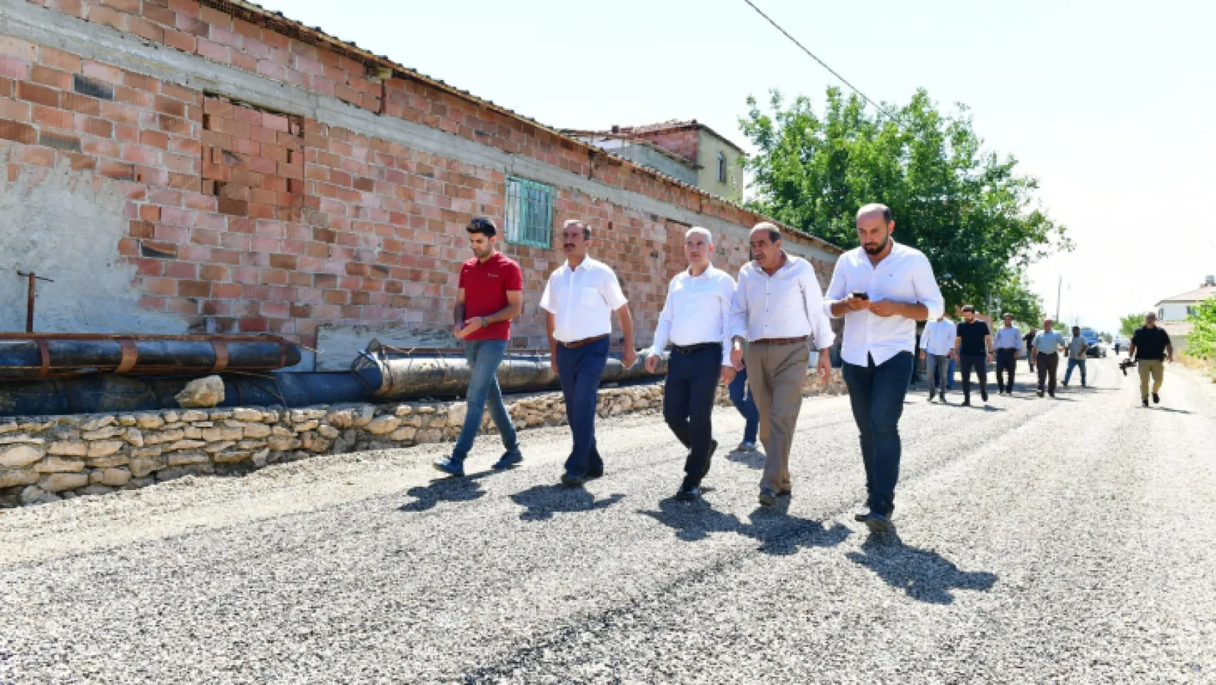 Başkan Çınar, Suluköy Mahallesindeki Yol Yenileme Hizmetlerini İnceledi