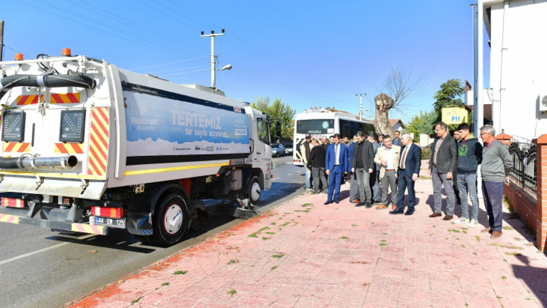 Başkan Çınar, Topsöğüt Mahallesindeki Temizlik Ve Çevre Düzenleme Hizmetlerini İnceledi