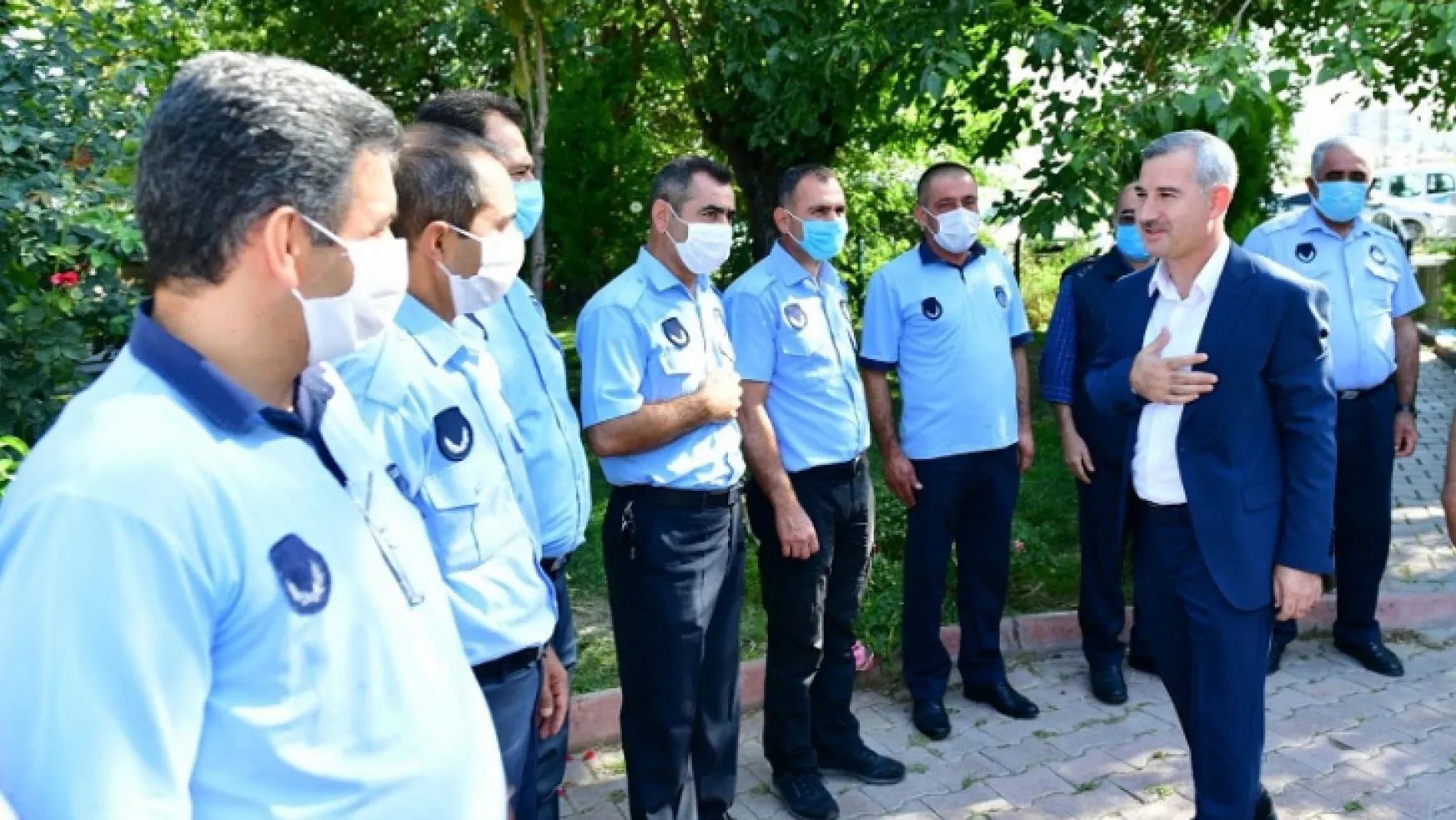 Başkan Çınar, Zabıta Müdürlüğü Personelini Ve Minik Zabıtaları Ağırladı