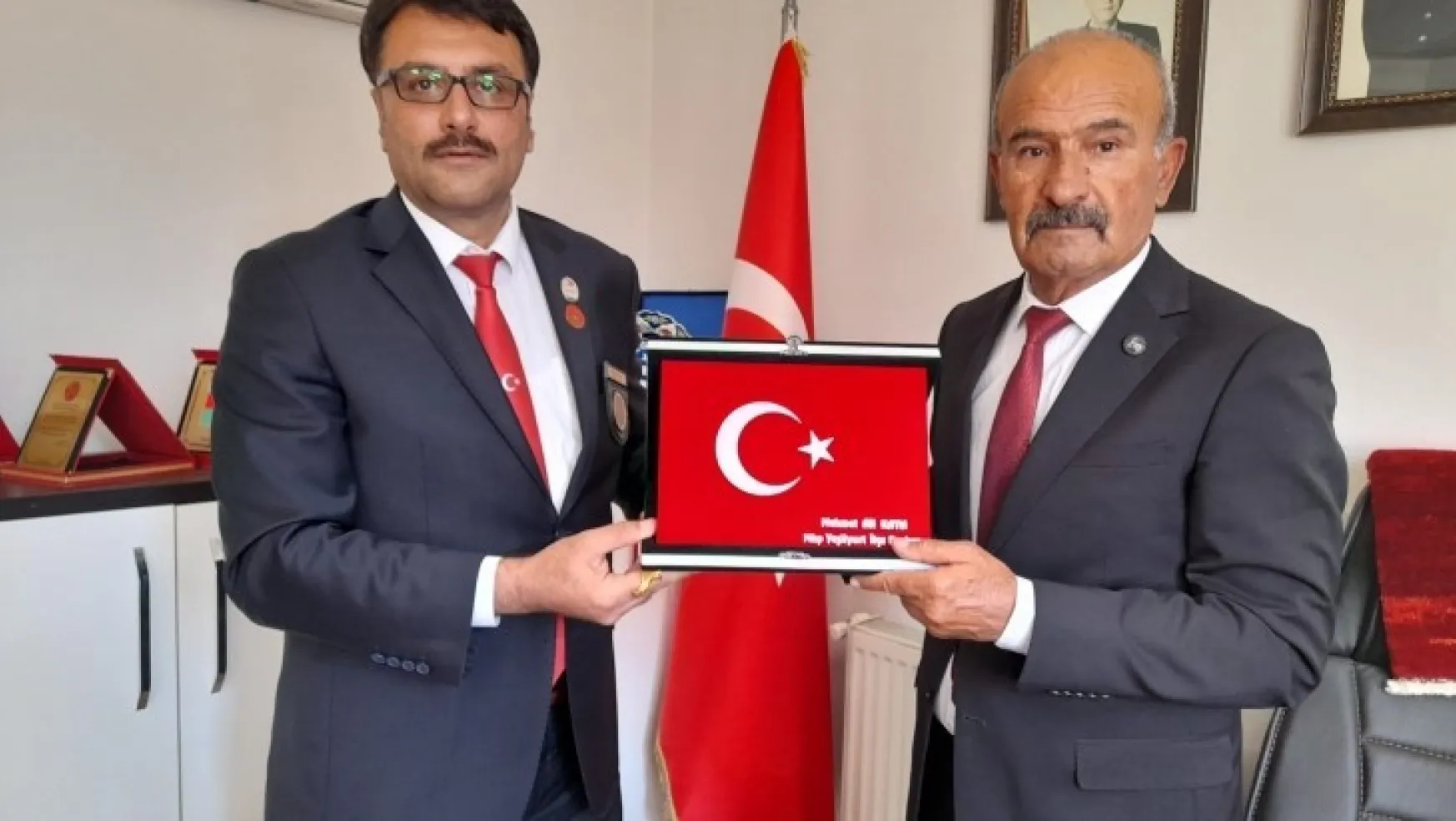 Başkan Gözükara'dan MHP'ye Ziyaret