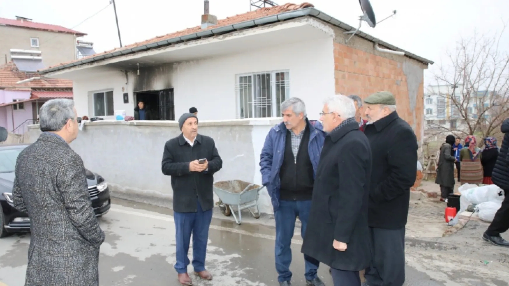 Başkan Güder'den Evi Yanan Aileye 'Geçmiş Olsun' Ziyareti