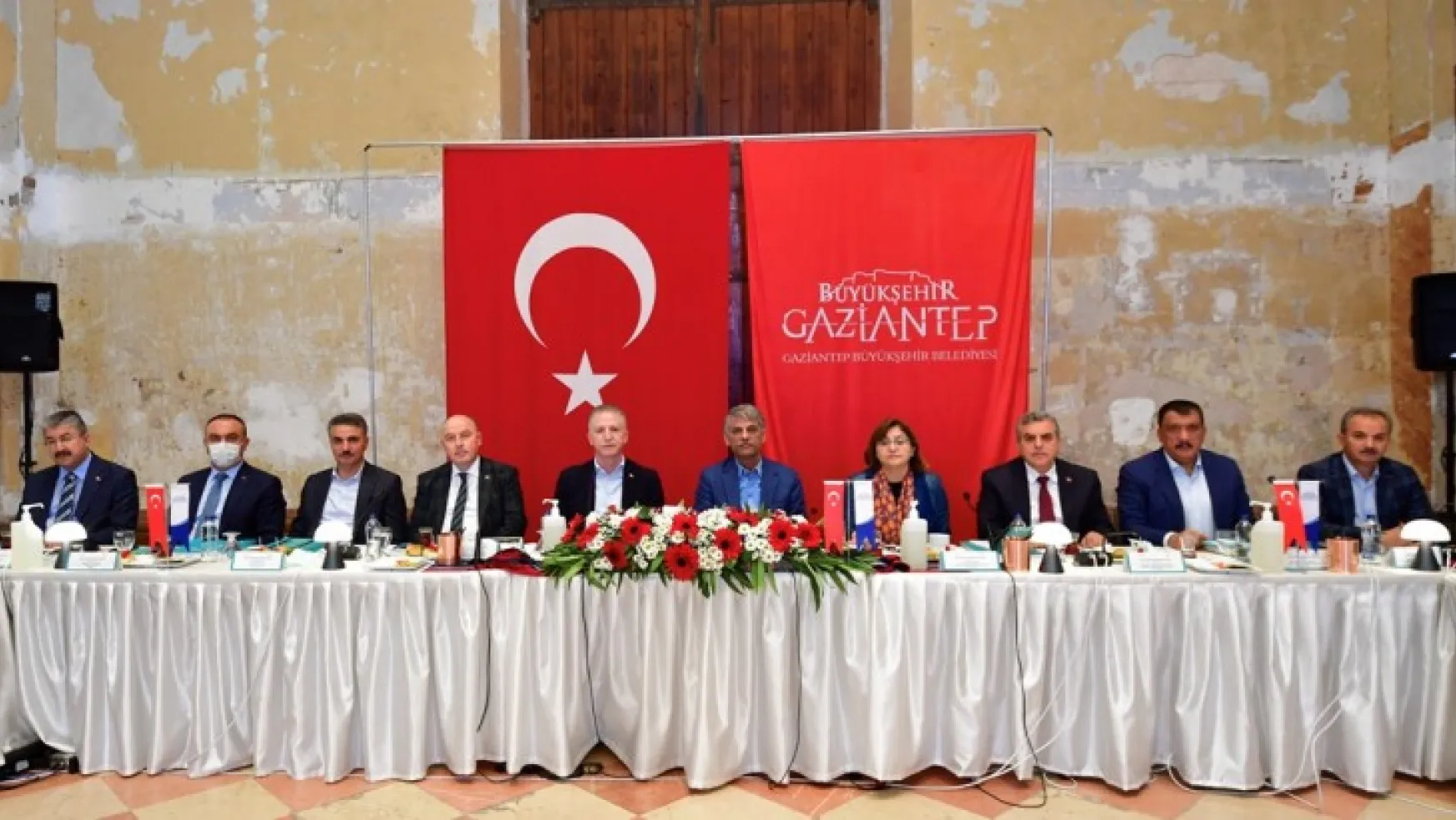 Başkan Gürkan Gaziantep'te Gerçekleştirilen Fırat Havzası Değerlendirme Toplantısına Katıldı