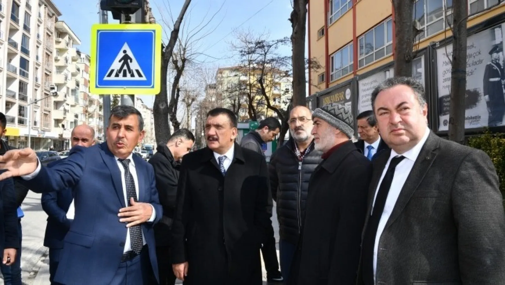 Başkan Gürkan Sivas Caddesinde incelemelerde bulundu