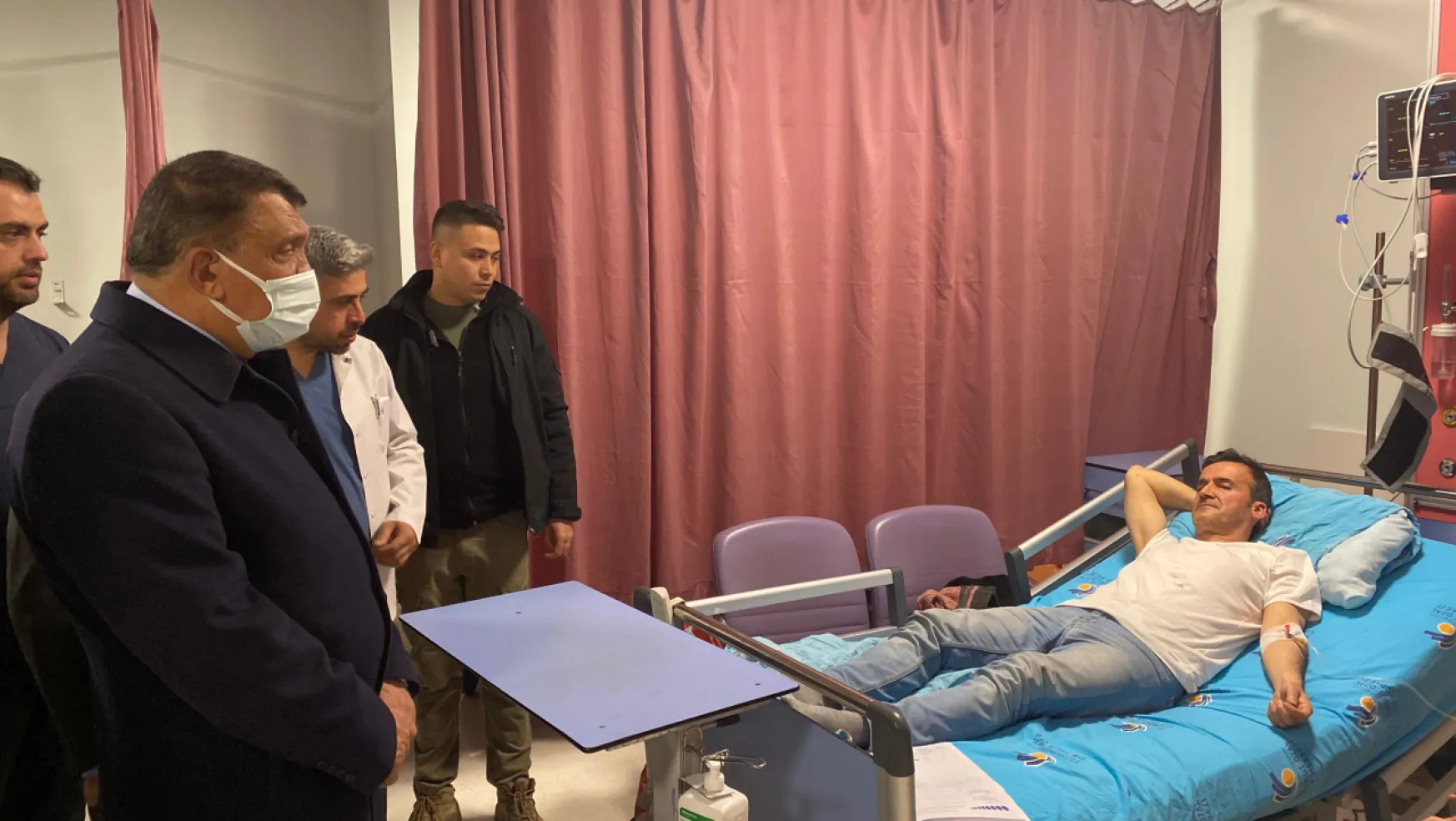 Başkan Gürkan Trafik Kazasında Yaralananları Hastanede Ziyaret Etti