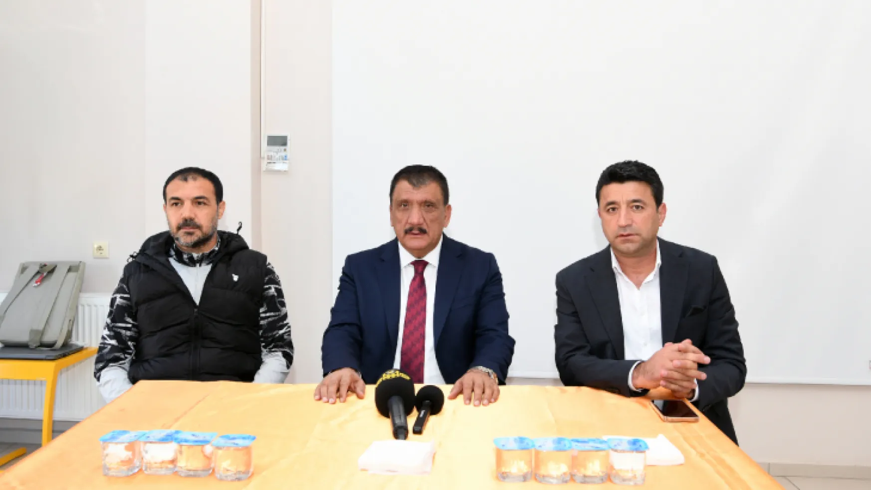Başkan Gürkan Yenimalatyaspor Kulübüne Moral Ziyaretinde Bulundu