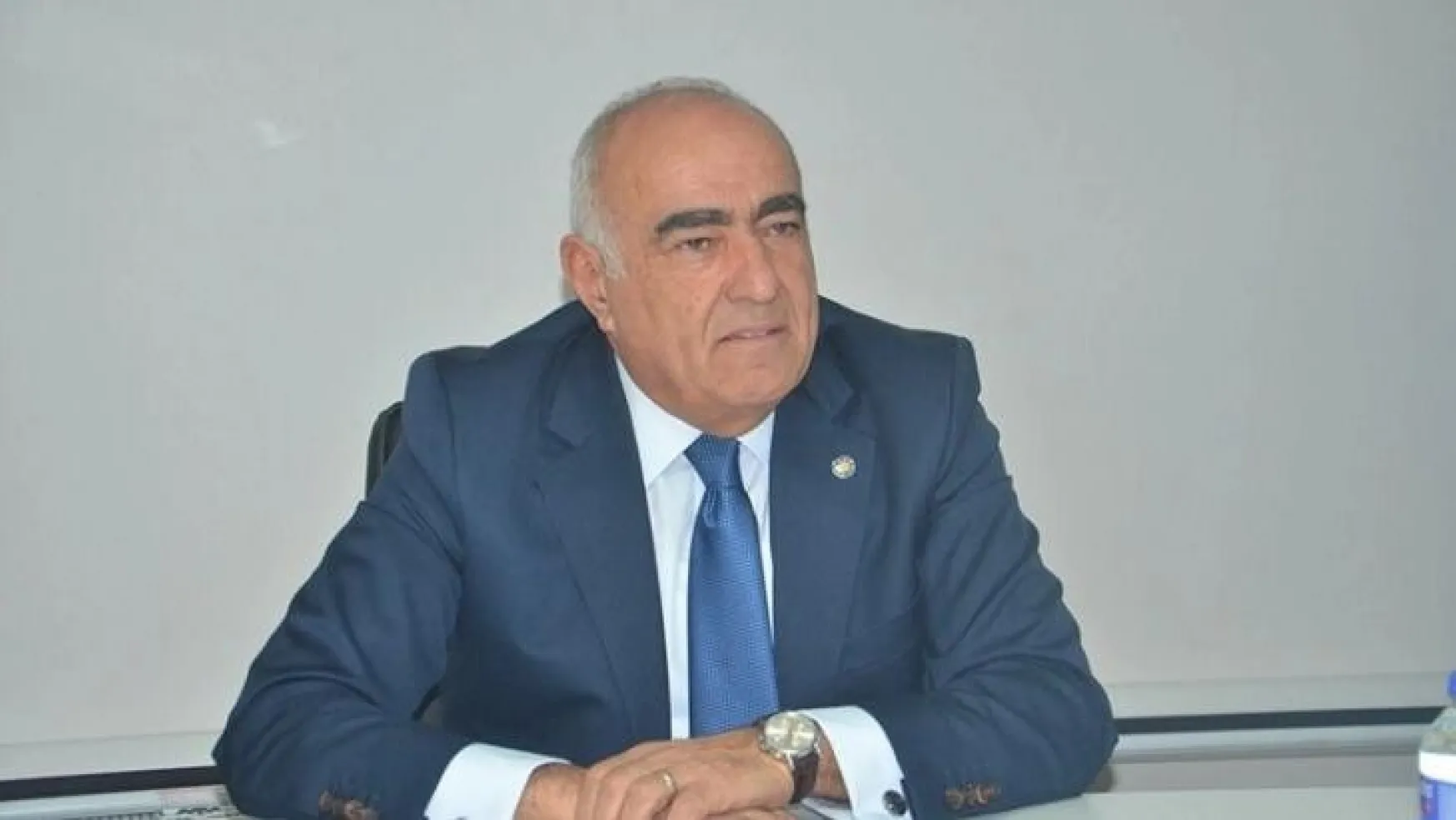 Başkan Sarıbaş Muhsin Yazıcıoğlu'nu Andı