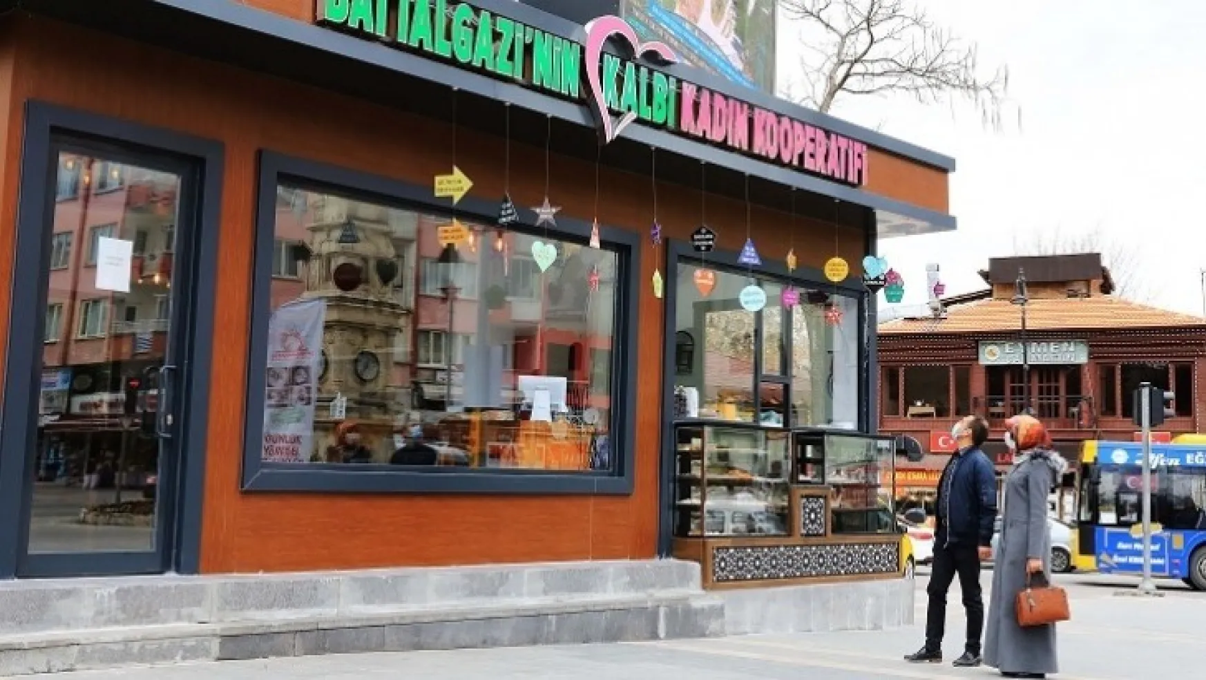 Battalgazi'nin Kalbi Kadın Kooperatifi Kafe Market Büyük İlgi Görüyor