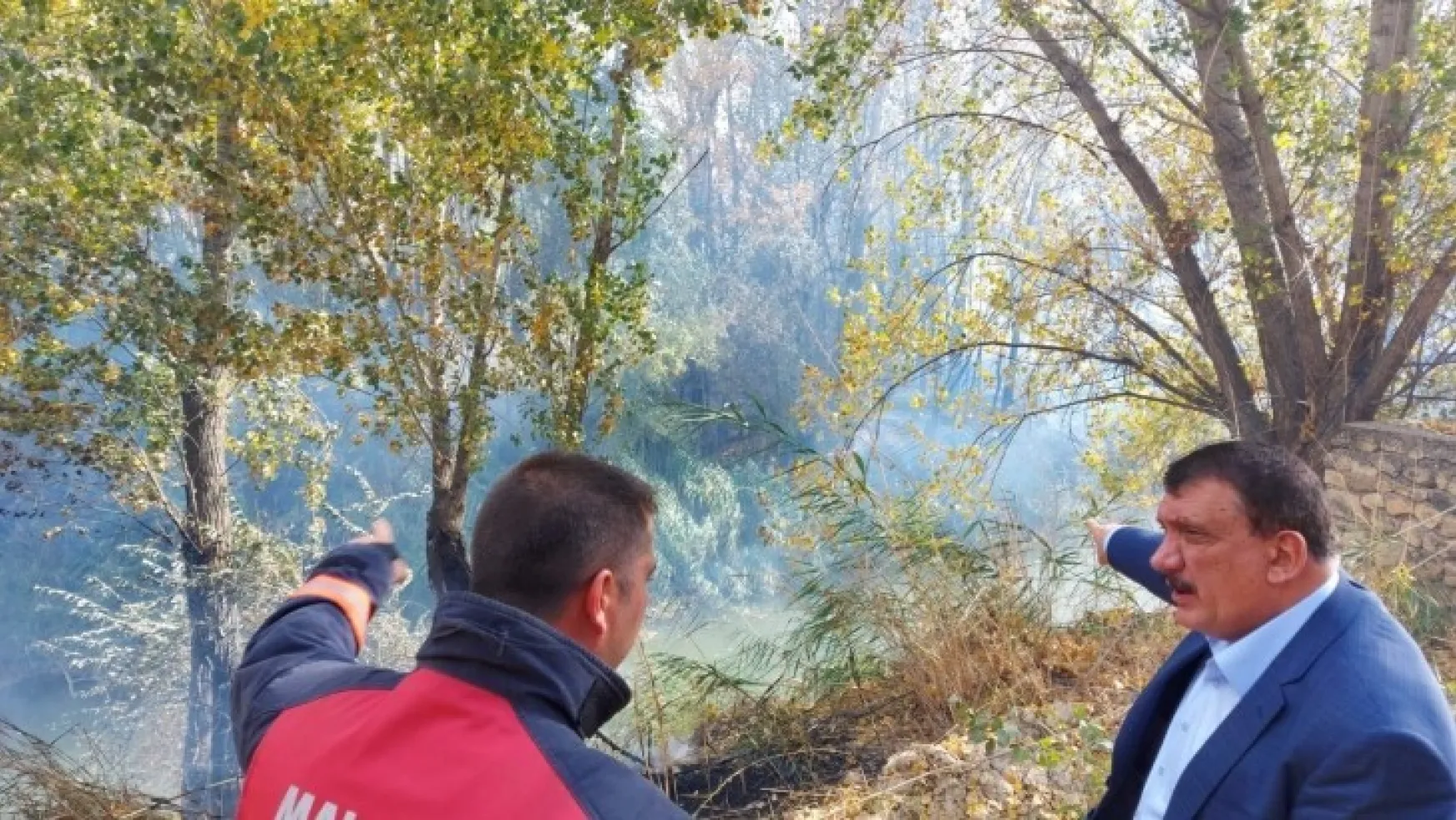 Büyükşehir İtfaiyesi Darende Hisarcık Mahallesindeki Yangına Anında Müdahale Etti