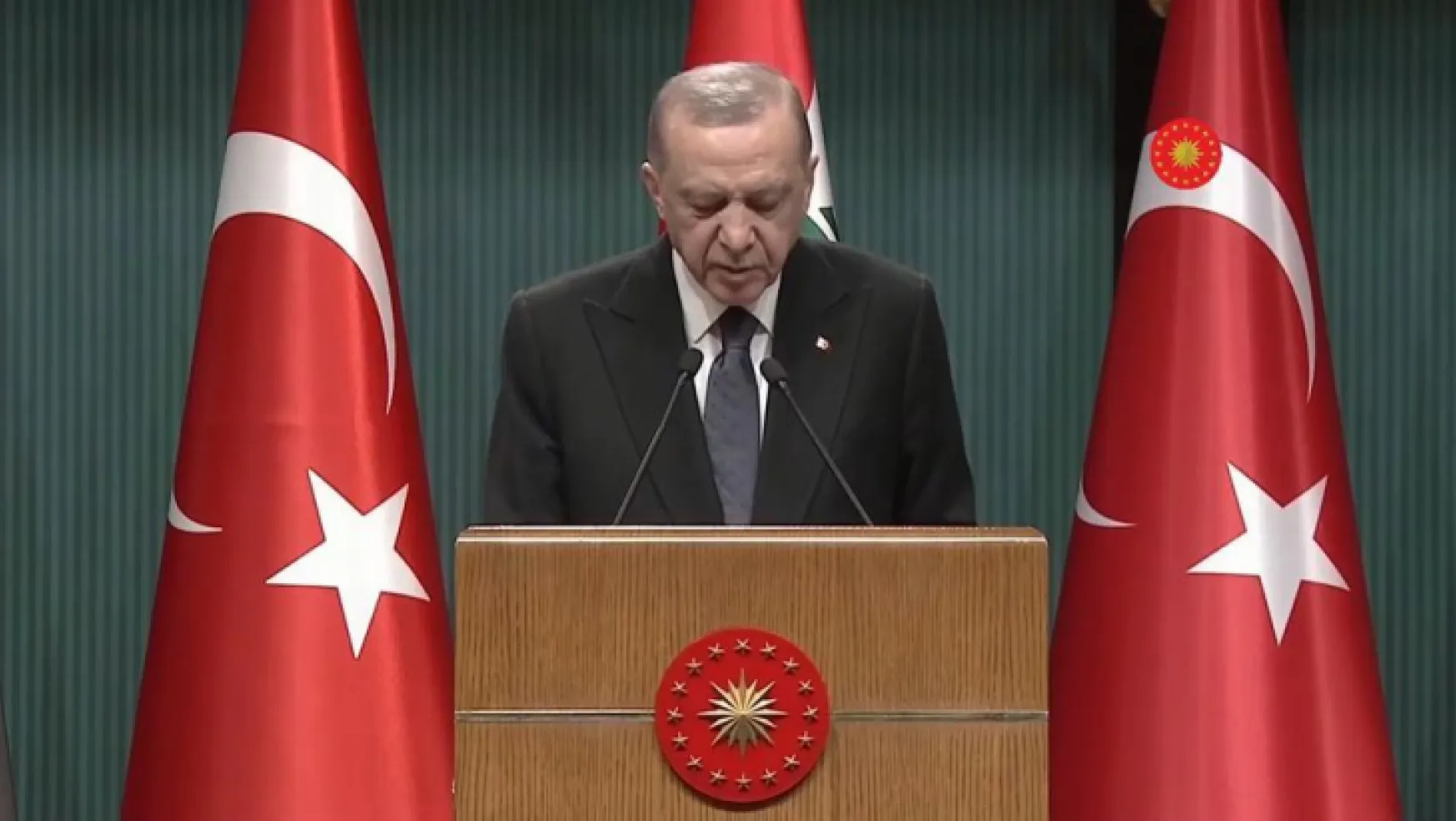 Cumhurbaşkanı Erdoğan 'Irak'ın topraklarını PKK'dan temizlemesini bekliyoruz'
