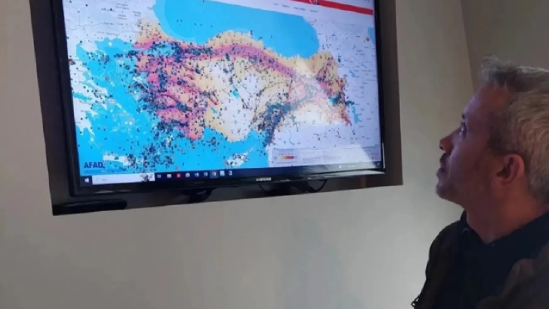 Deprem Araştırmacısı Ahmet Yakut, Deprem Bölgesini Uyardı